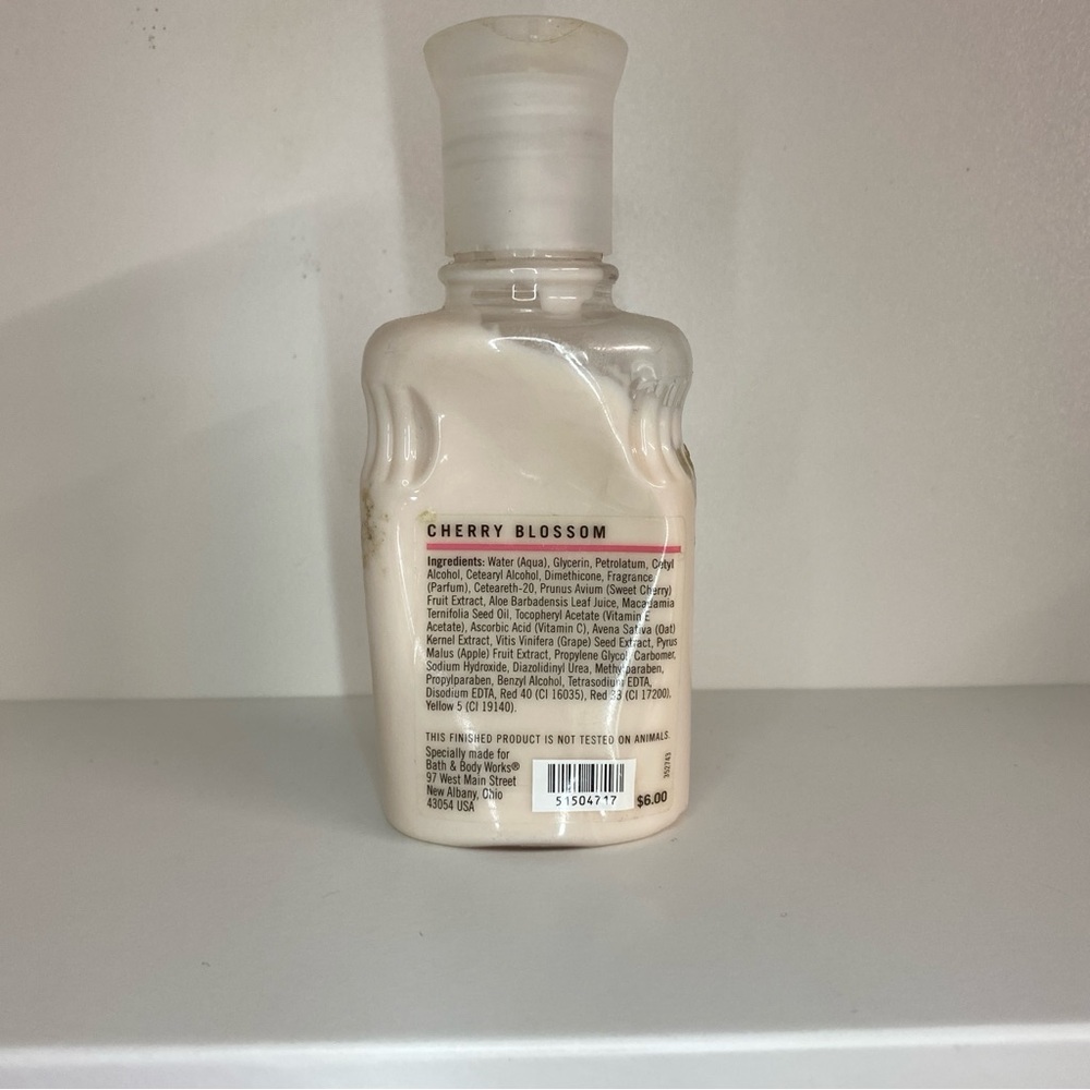 Vintage Bath & Body Works Cherry Blossom Body Lotion Cream Early 2000’s - Picture 3 of 3